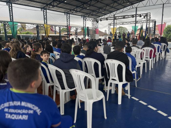 Aberta a 8ª Feira do Livro de Taquari