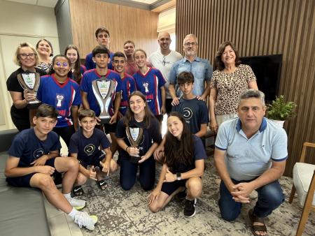 Escolas campeãs de medalhas no JET recebem premiação