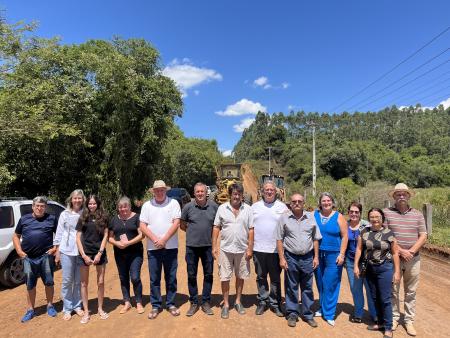 Começa a obra de pavimentação de trecho da Estrada Pella Bethânia 